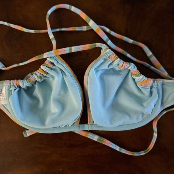 Wild Fable Women's Underwire Striped Shimmer Bikini Top NWOT Size Small - Picture 5 of 6